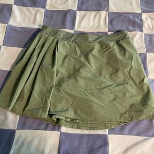 Avia Olive Mini Skirt size 4-6